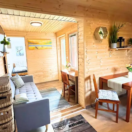 アパート Romantikus Erdei Kunyho Jakuzzival Heviz Koezeleben Rezi