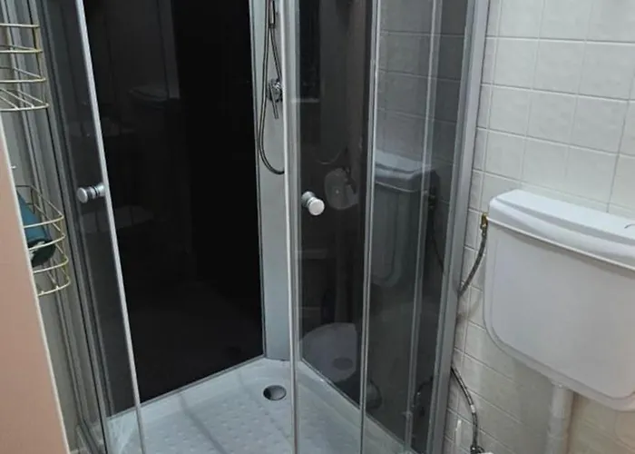 Romantikus Erdei Kunyho Jakuzzival Heviz Koezeleben Appartement *